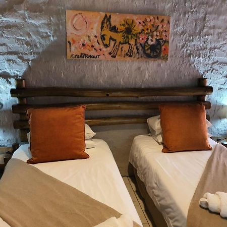Bains Lodge Bloemfontein Exteriör bild