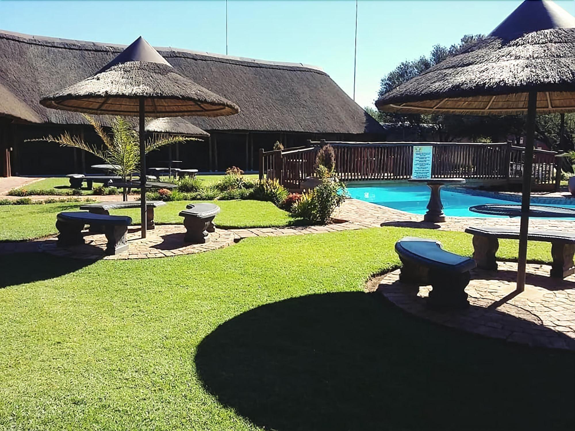 Bains Lodge Bloemfontein Exteriör bild